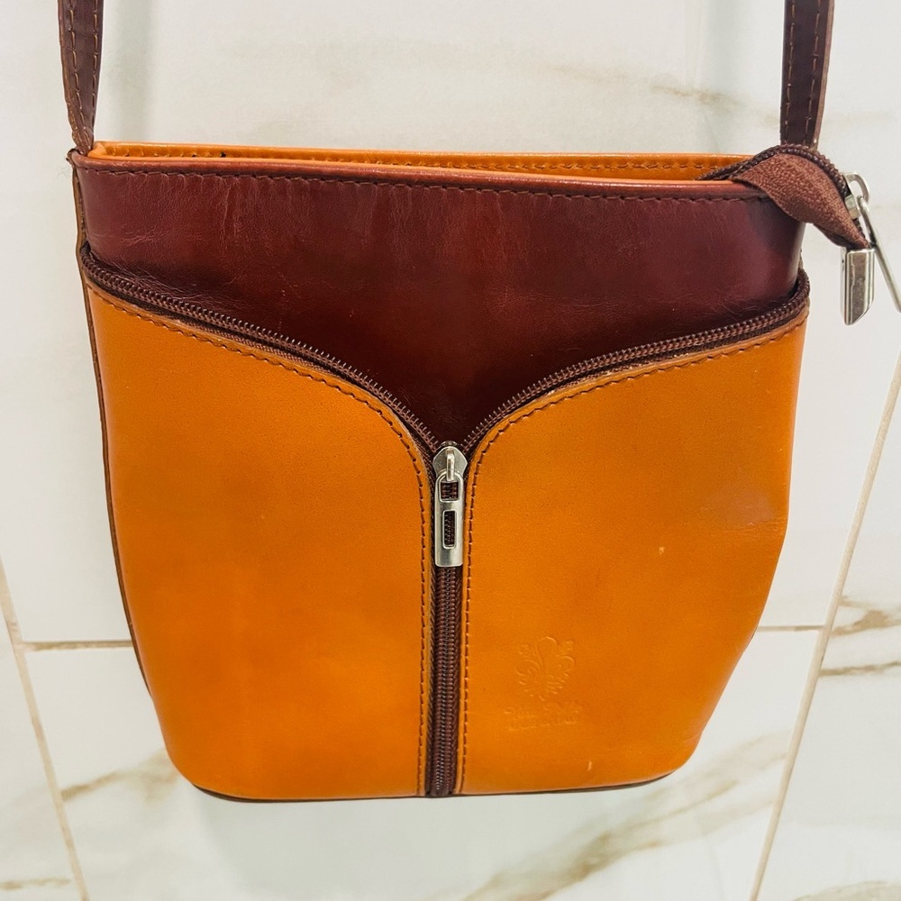 Vera Pella authentic Italian Leather Two-Tone  Leather crossbody Shoulder Bag - Picture 2 of 16